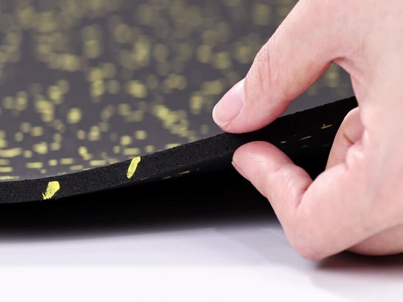 testing rubber floor surface